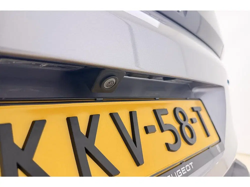 Peugeot 3008 1.6 HYbrid4 300 GT uit 2022, foto 7