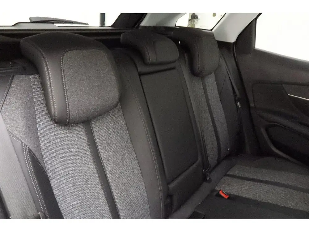 Peugeot 3008 1.2 PureTech Crossway 130 PK | Navigatie | Came uit 2019, foto 15