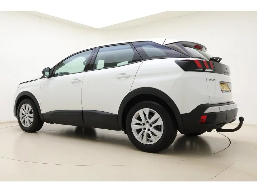 Peugeot 3008 1.2 PureTech Active | Trekhaak | Cruise control uit 2019, foto 12