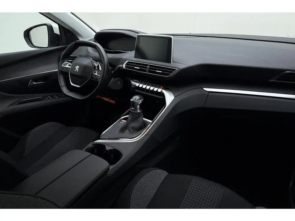 Peugeot 3008 1.2 PureTech Active | Trekhaak | Cruise control uit 2019, foto 15