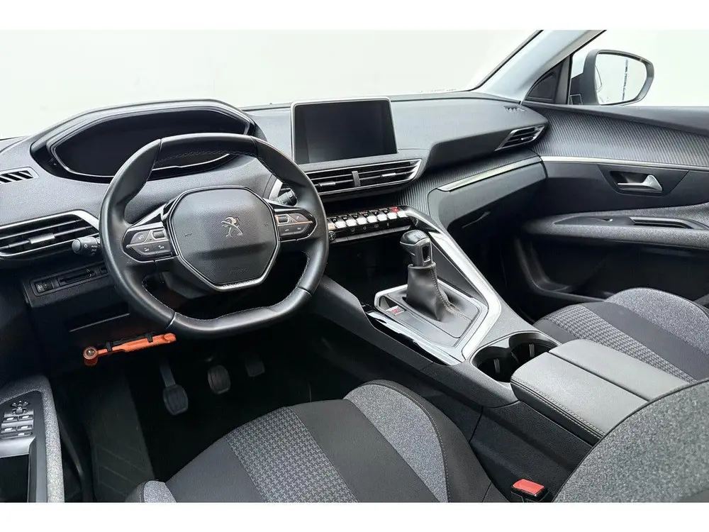 Peugeot 3008 1.2 PureTech Active | Trekhaak | Cruise control uit 2019, foto 16