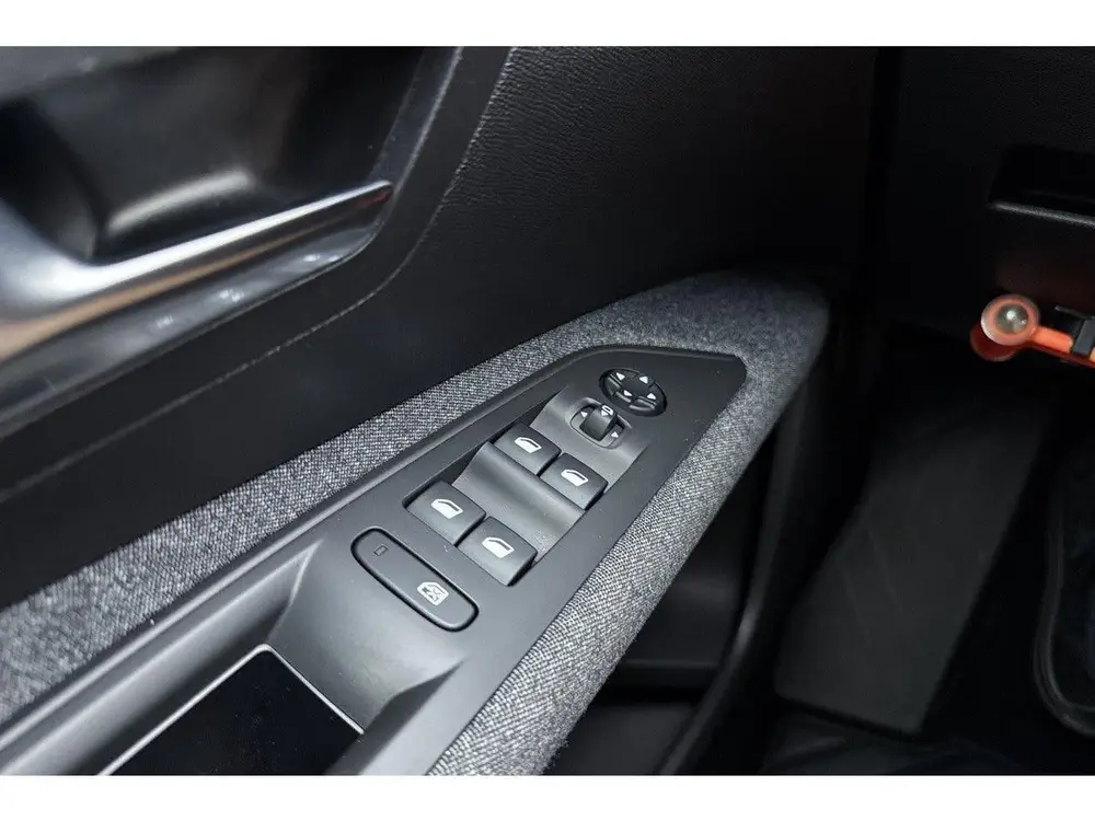 Peugeot 3008 1.2 PureTech Active | Trekhaak | Cruise control uit 2019, foto 20