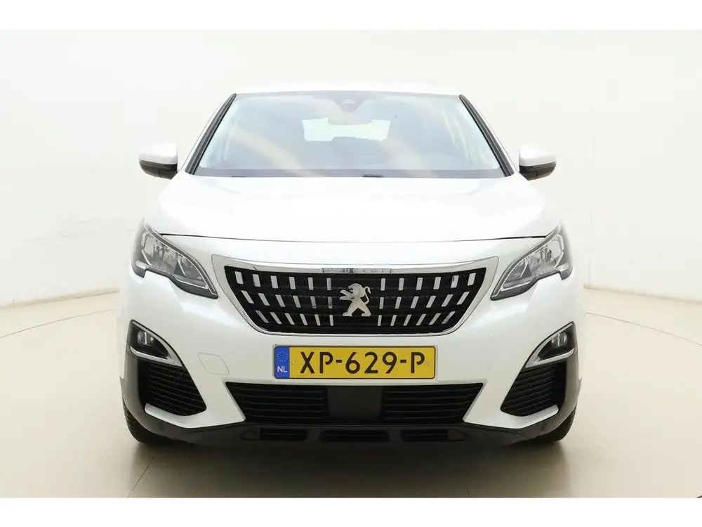 Peugeot 3008 1.2 PureTech Active | Trekhaak | Cruise control uit 2019, foto 6