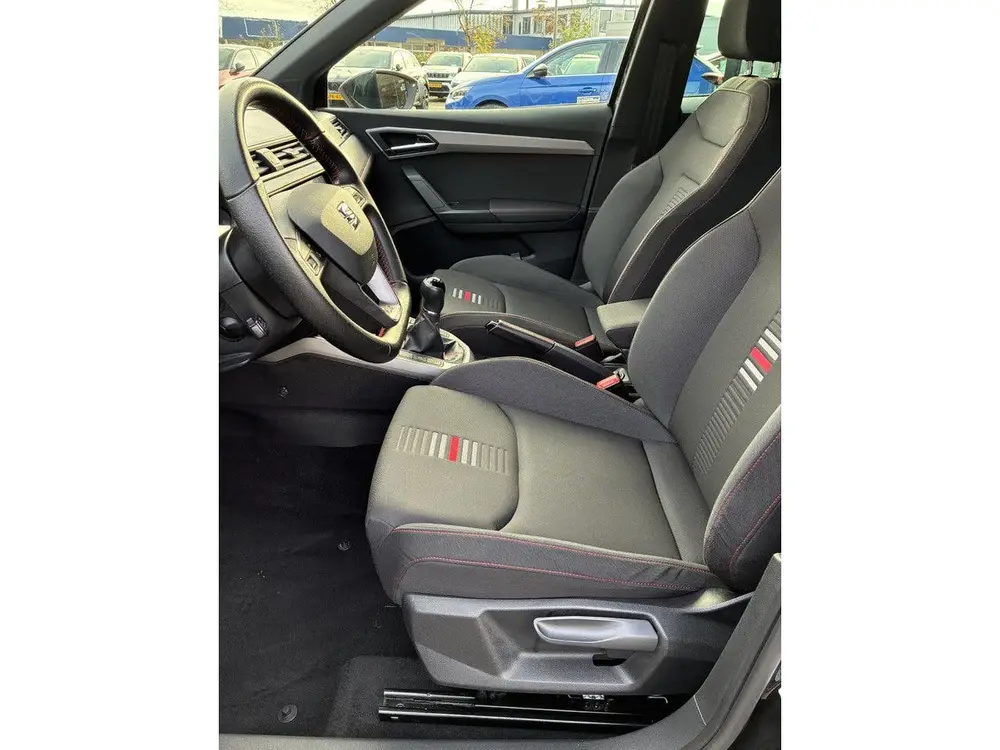 SEAT Arona 1.5 TSI EVO FR Business Intense | Climate control uit 2019, foto 15