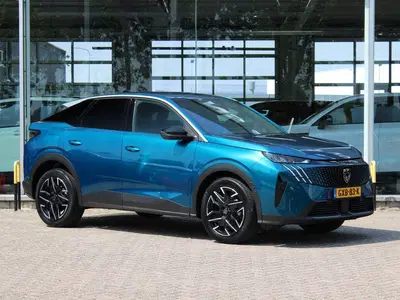Peugeot 3008 1.2T Hybrid 145pk Allure Automaat uit 2024