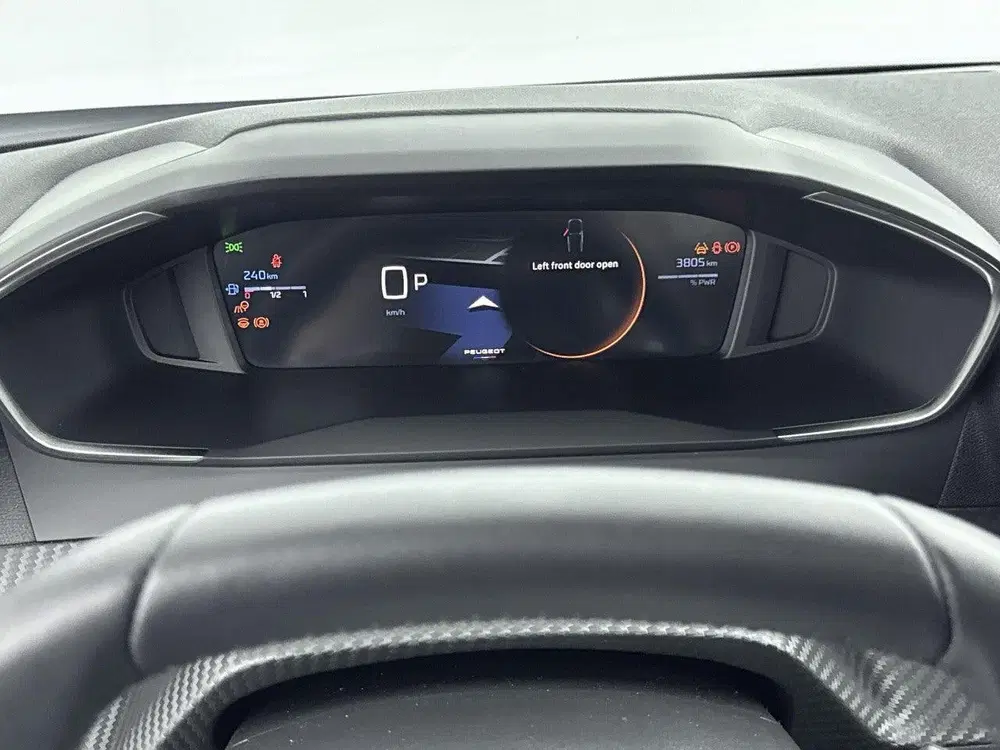 Peugeot 2008 1.2 Hybrid 145 Allure uit 2025, foto 17