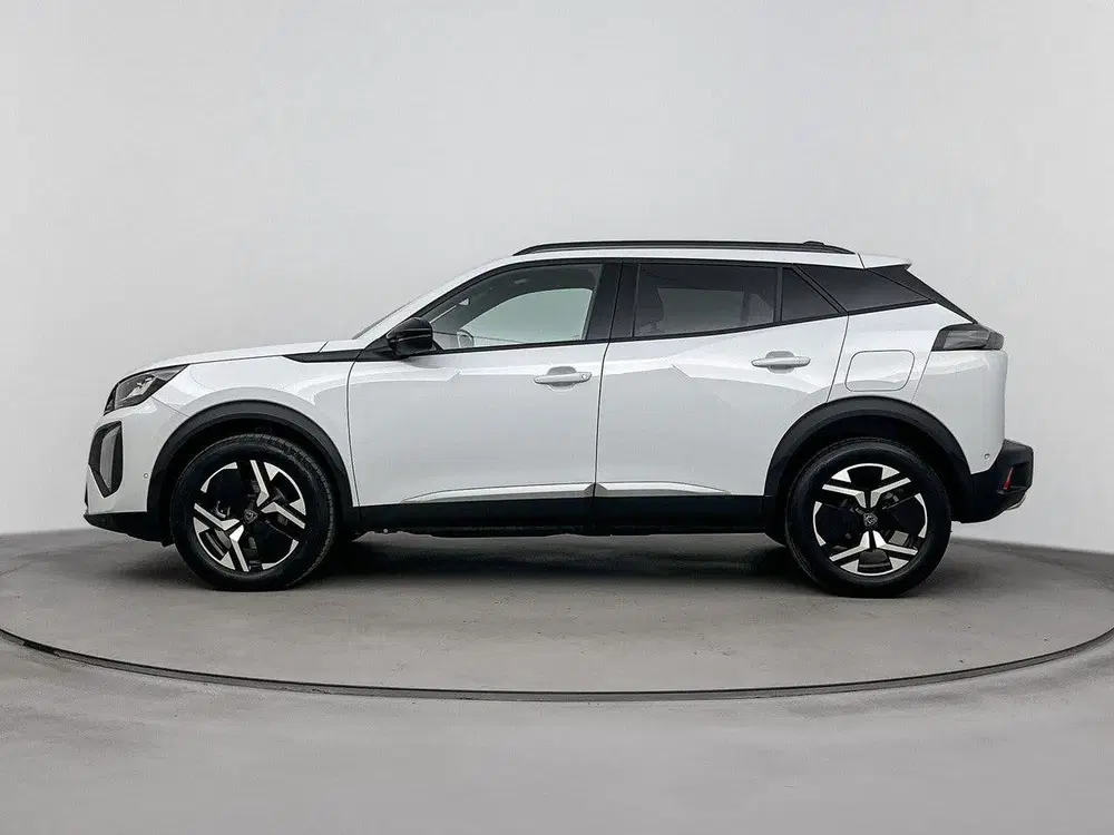 Peugeot 2008 1.2 Hybrid 145 Allure uit 2025, foto 2