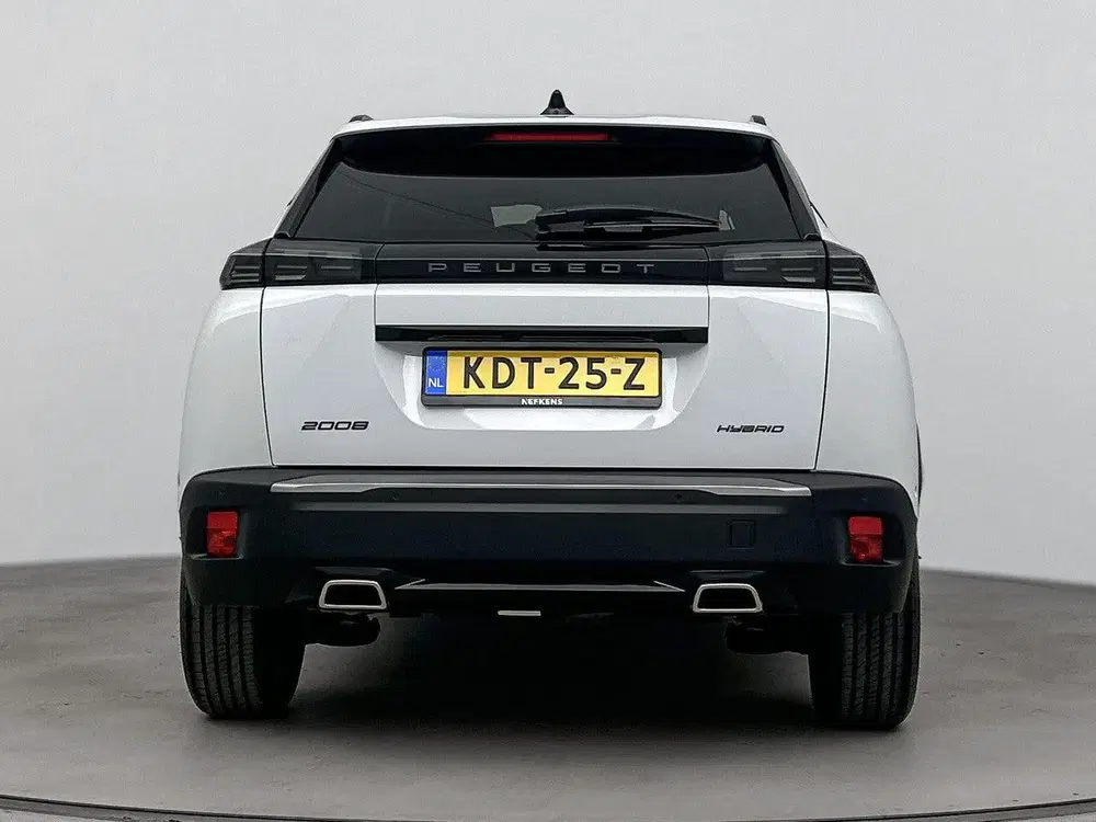 Peugeot 2008 1.2 Hybrid 145 Allure uit 2025, foto 4