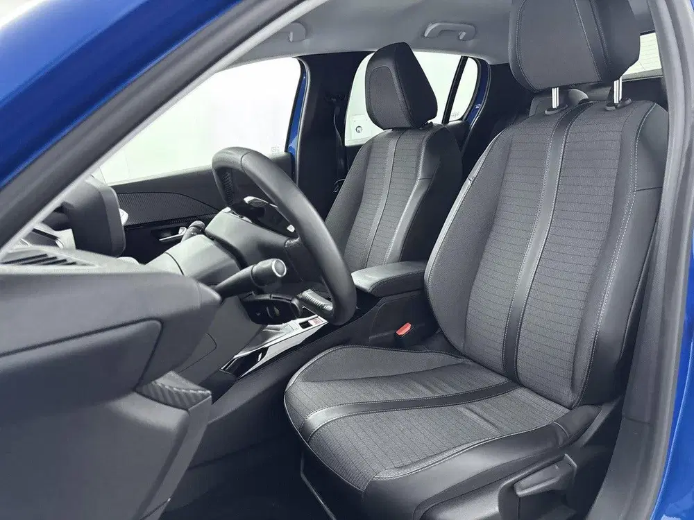 Peugeot 208 1.2 100pk Allure Pack uit 2021, foto 9