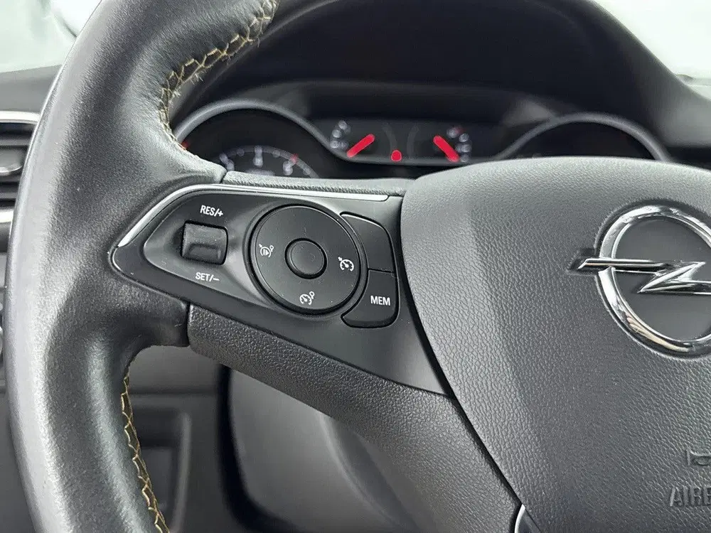 Opel Crossland 110pk Innovation uit 2020, foto 18