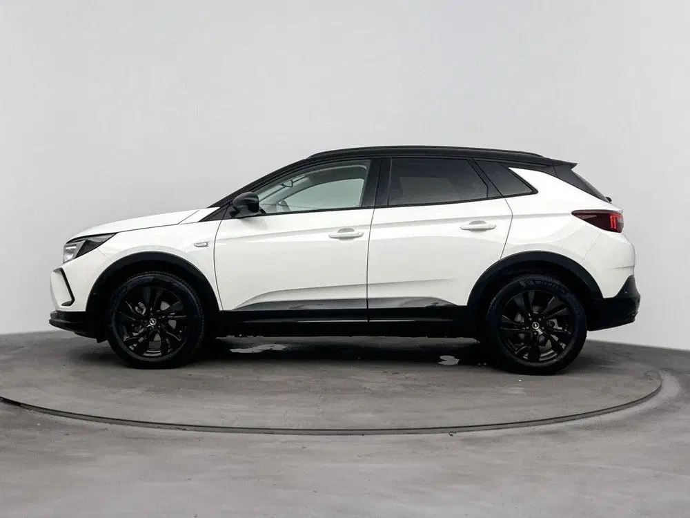 Opel Grandland 1.2 130pk Turbo GS Line uit 2024, foto 2