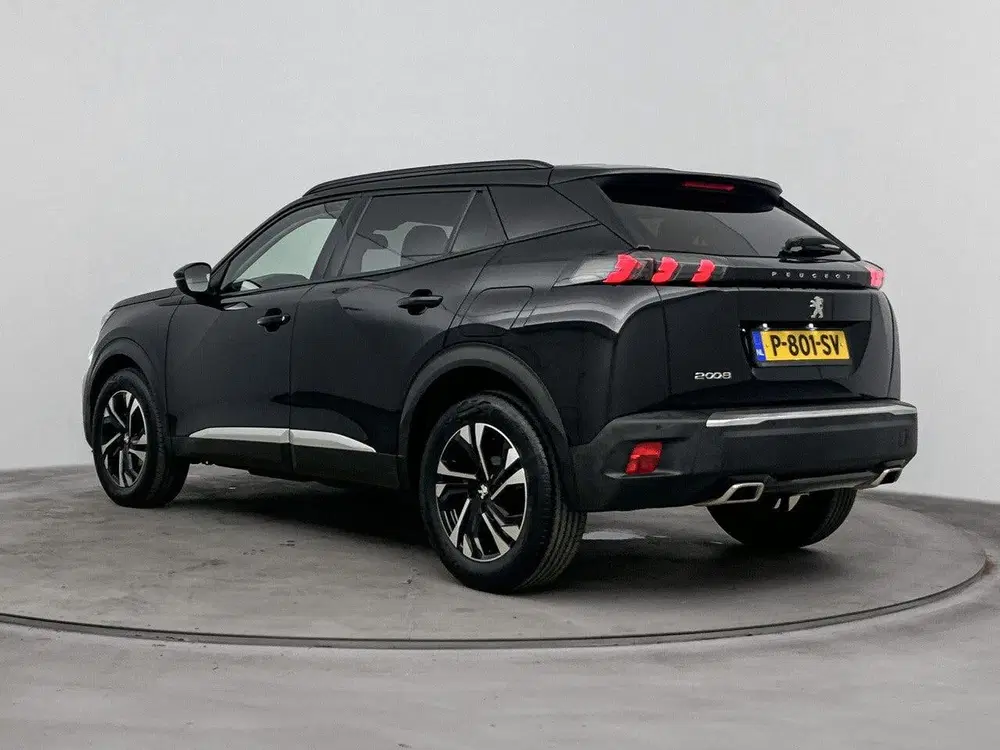 Peugeot 2008 1.2 130pk Allure uit 2022, foto 3