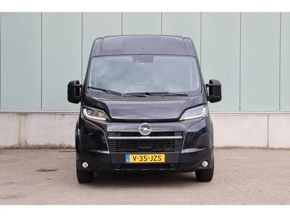 Opel Movano 2.2D 140 S&S L2H2 3.5t Navigatie uit 2024, foto 2