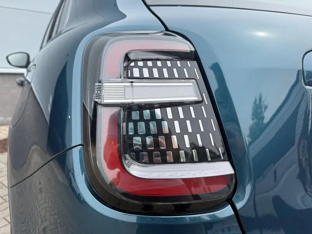 Fiat 600 Hybrid 110 pk Automaat Urban uit 2025, foto 10