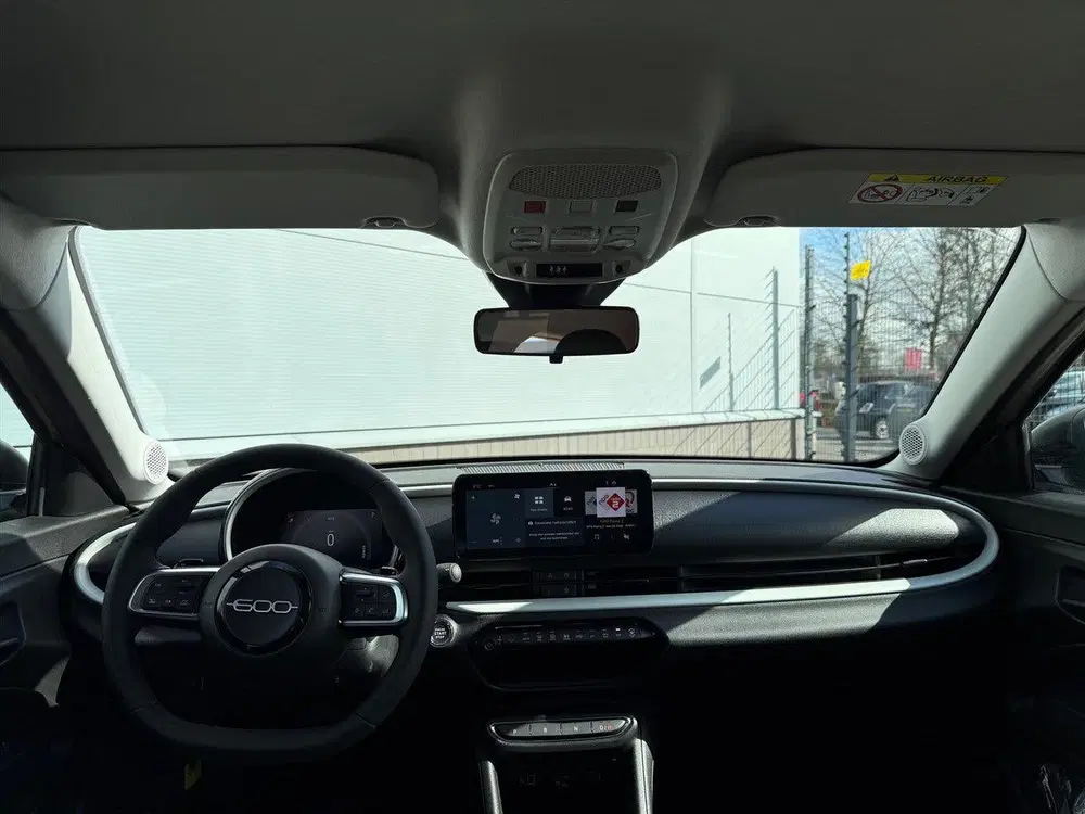 Fiat 600 Hybrid Turbo Charged 110pk Automaat Urban uit 2025, foto 15