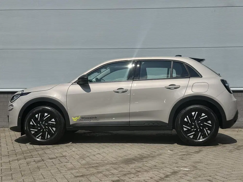 Fiat 600 Hybrid Turbo Charged 110pk Automaat Urban uit 2025, foto 3