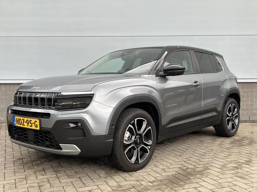 Jeep Avenger Summit 54 kWh uit 2025