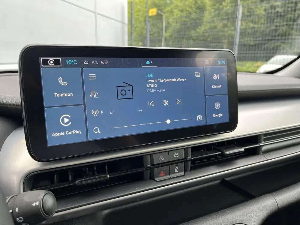 Jeep Avenger Summit 54 kWh uit 2025, foto 17