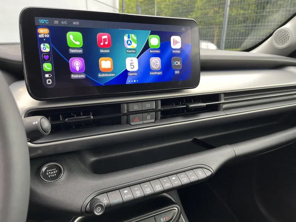 Jeep Avenger Summit 54 kWh uit 2025, foto 19