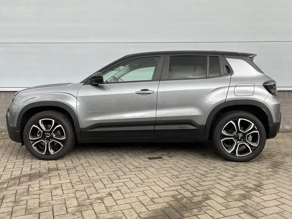 Jeep Avenger Summit 54 kWh uit 2025, foto 2