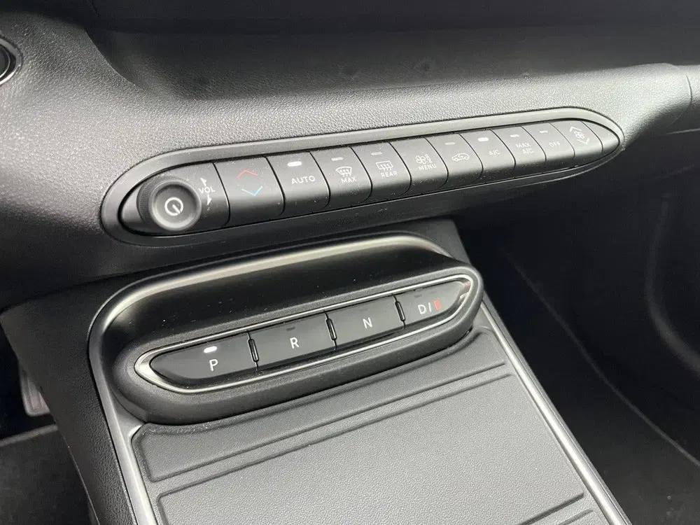Jeep Avenger Summit 54 kWh uit 2025, foto 20