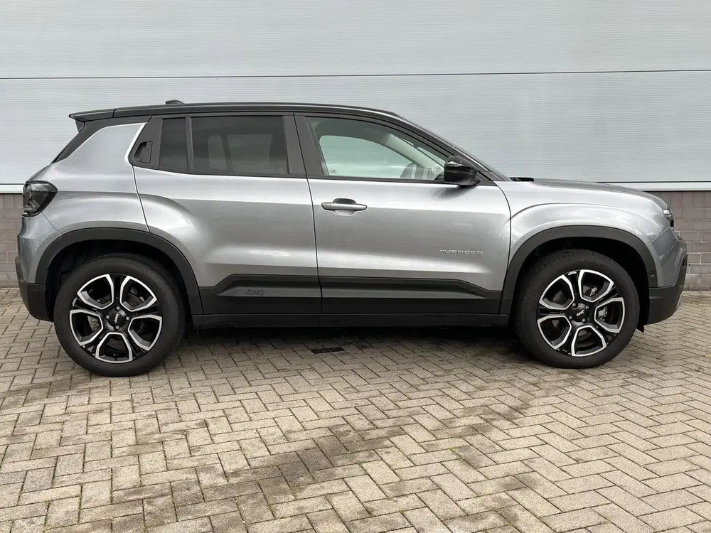 Jeep Avenger Summit 54 kWh uit 2025, foto 5