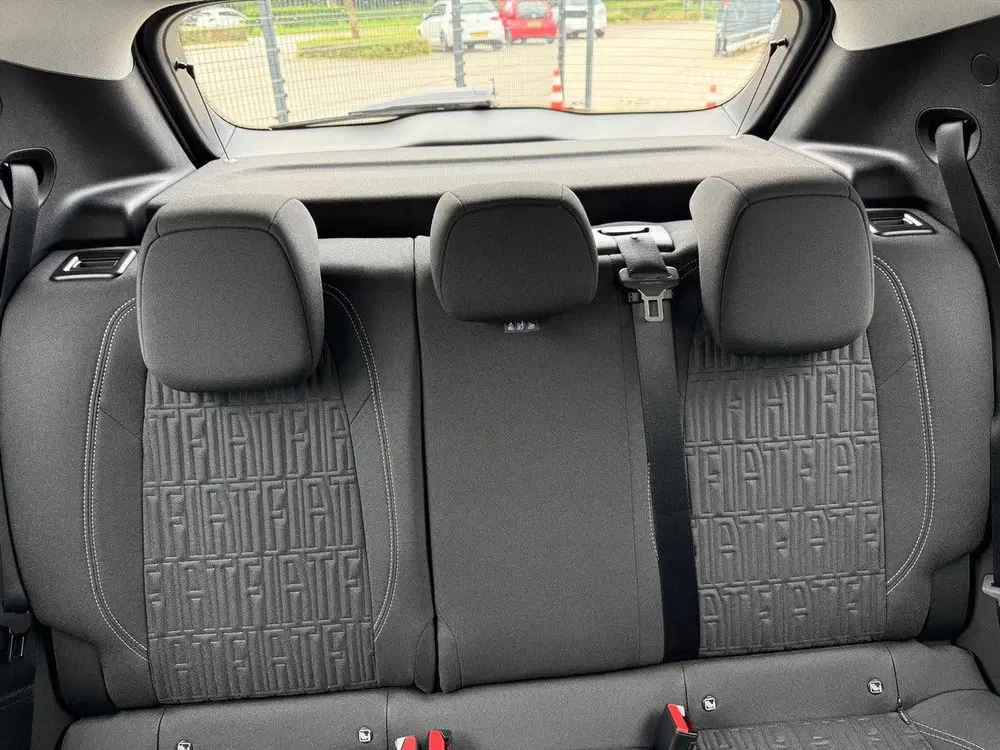 Fiat 600 Hybrid Turbo Charged 110 pk Automaat Pop uit 2026, foto 16
