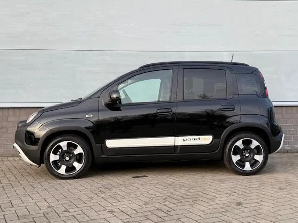 Fiat Panda Pandina Cross 70 pk Hybrid Navigatie via a uit 2025, foto 5