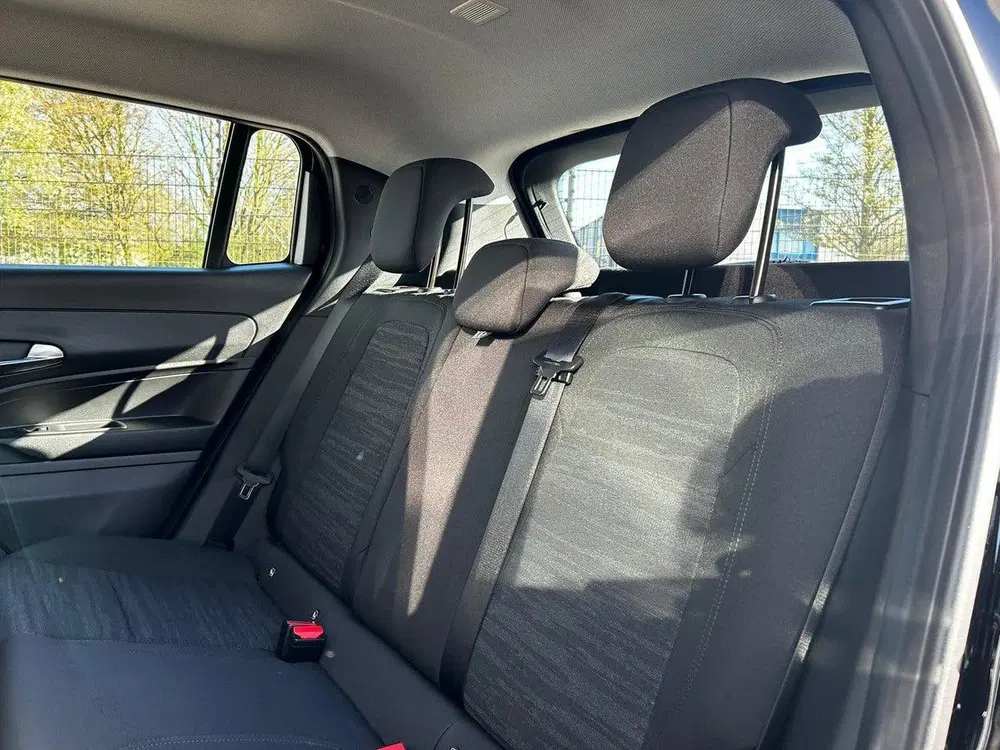 Jeep Avenger Longitude 54 kWh 156pk uit 2025, foto 16