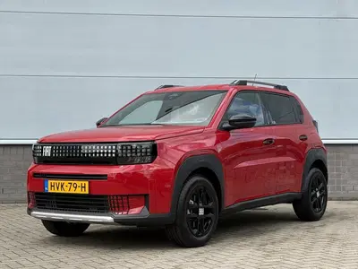 Fiat Grande Panda Hybrid 100 pk Automaat Icon uit 2025