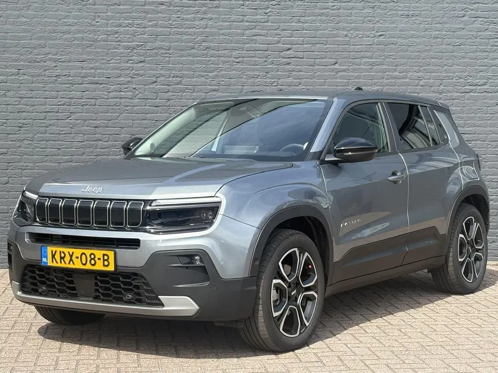 Jeep Avenger Summit 54 kWh uit 2025