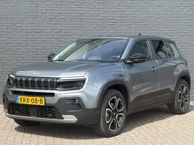 Jeep Avenger Summit 54 kWh uit 2025