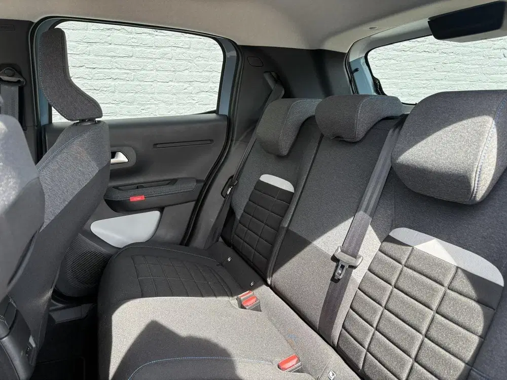 Citroën C3 1.2 Hybrid 110pk Business Automaat uit 2025, foto 12