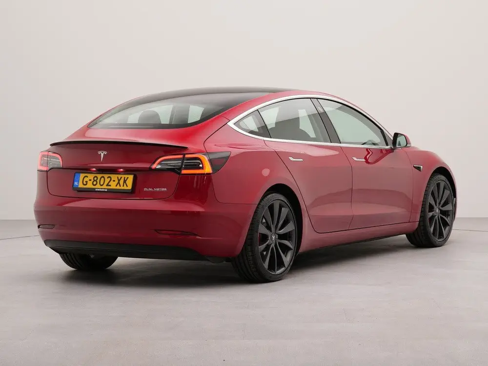 Tesla Model 3 Performance AWD 75 kWh panorama dak | SoH 91,4 uit 2019, foto 11