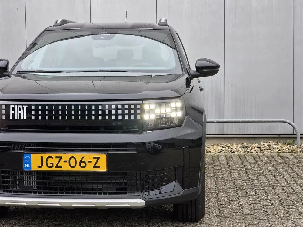 Fiat Grande Panda Icon 100pk Hybrid Automaat uit 2025, foto 18