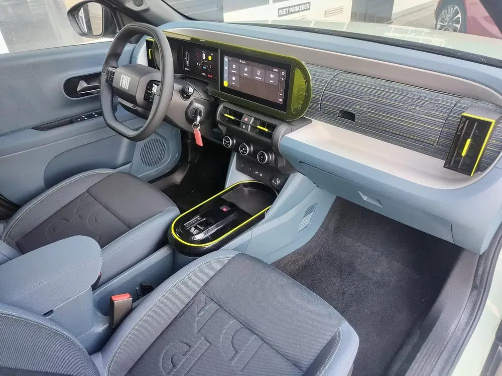Fiat Grande Panda Hybrid 100 pk Automaat Icon uit 2025, foto 20