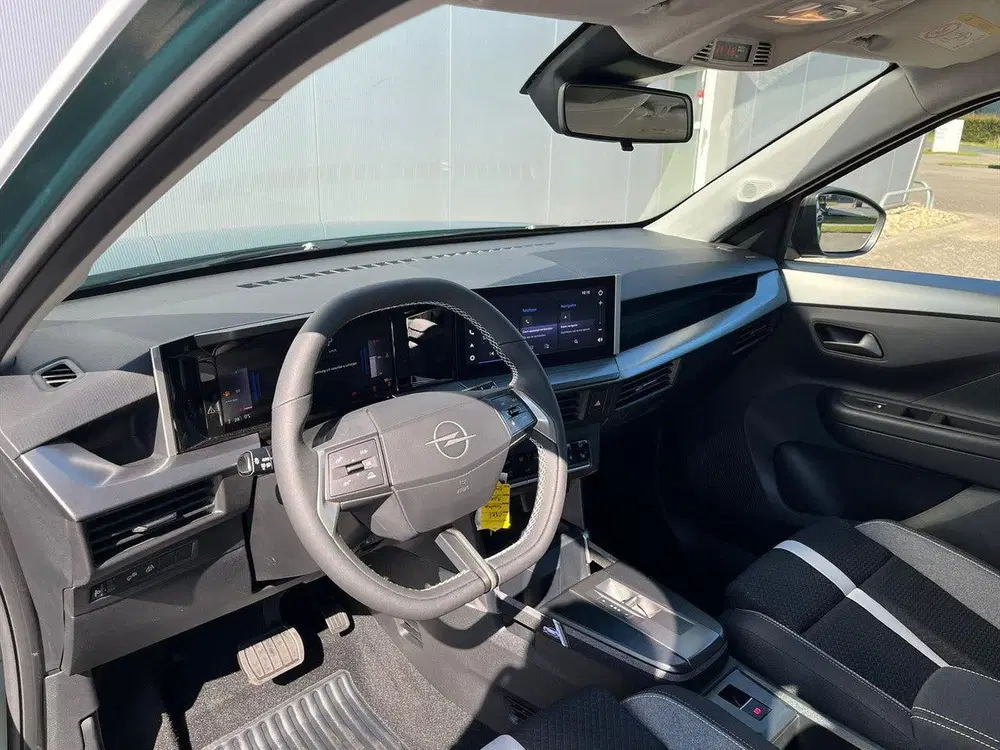 Opel Frontera 1.2 Hybrid 136pk Edition Automaat uit 2025, foto 8