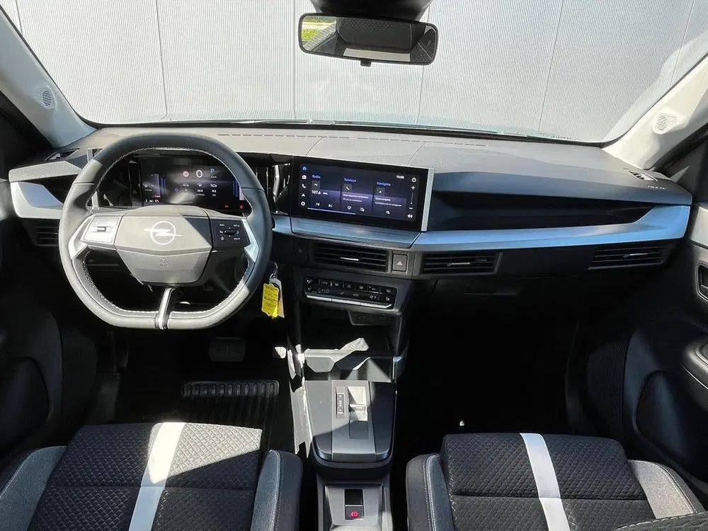Opel Frontera 1.2 Hybrid 136pk Edition Automaat uit 2025, foto 9