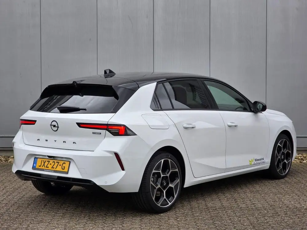 Opel Astra 1.6 Hybrid 195pk GS Automaat uit 2026, foto 6