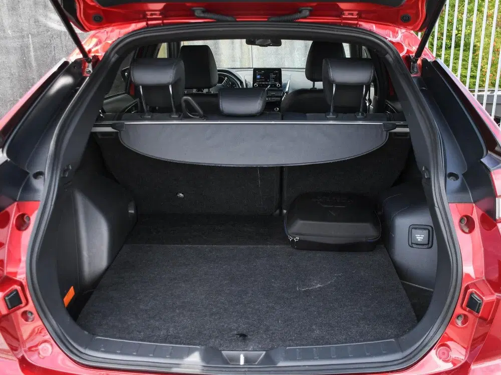 Mitsubishi Eclipse Cross Black Edition 2.4 PHEV 188pk Automa uit 2024, foto 12