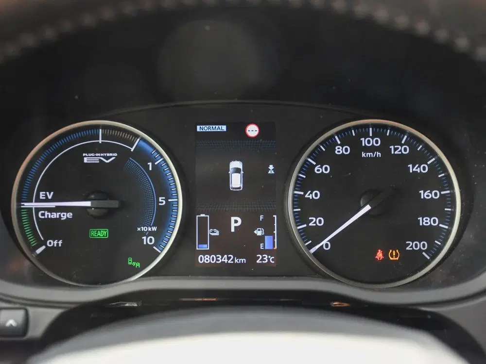 Mitsubishi Eclipse Cross Black Edition 2.4 PHEV 188pk Automa uit 2024, foto 16