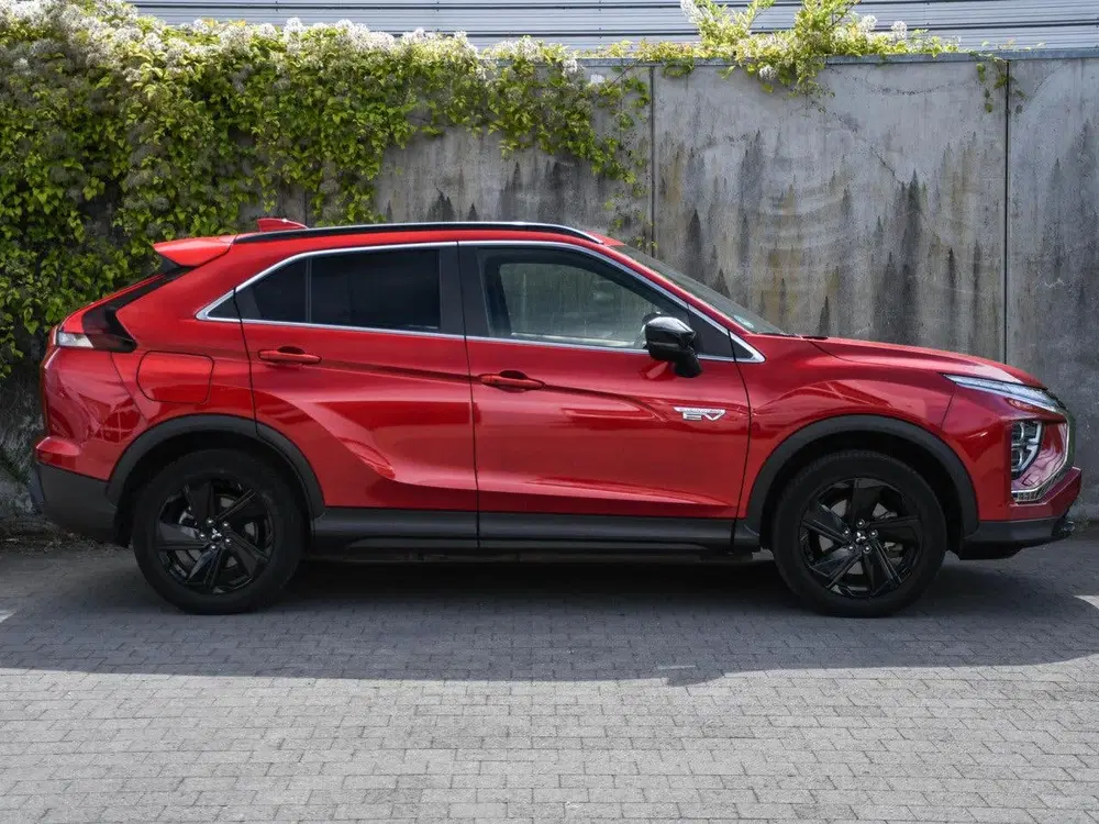 Mitsubishi Eclipse Cross Black Edition 2.4 PHEV 188pk Automa uit 2024, foto 4