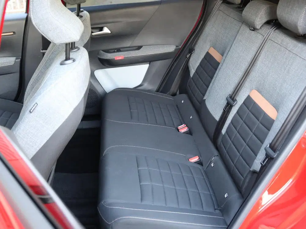 Citroën C3 Aircross 1.2 100pk Plus uit 2025, foto 16