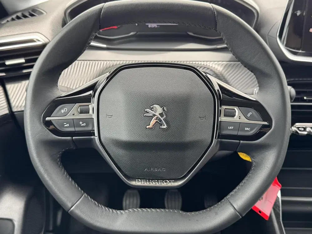 Peugeot 208 1.2 PureTech Active uit 2022, foto 14