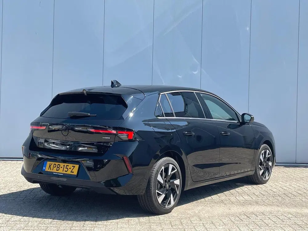 Opel Astra 1.6 Turbo Plug In Hybrid Business Edition uit 2026, foto 5