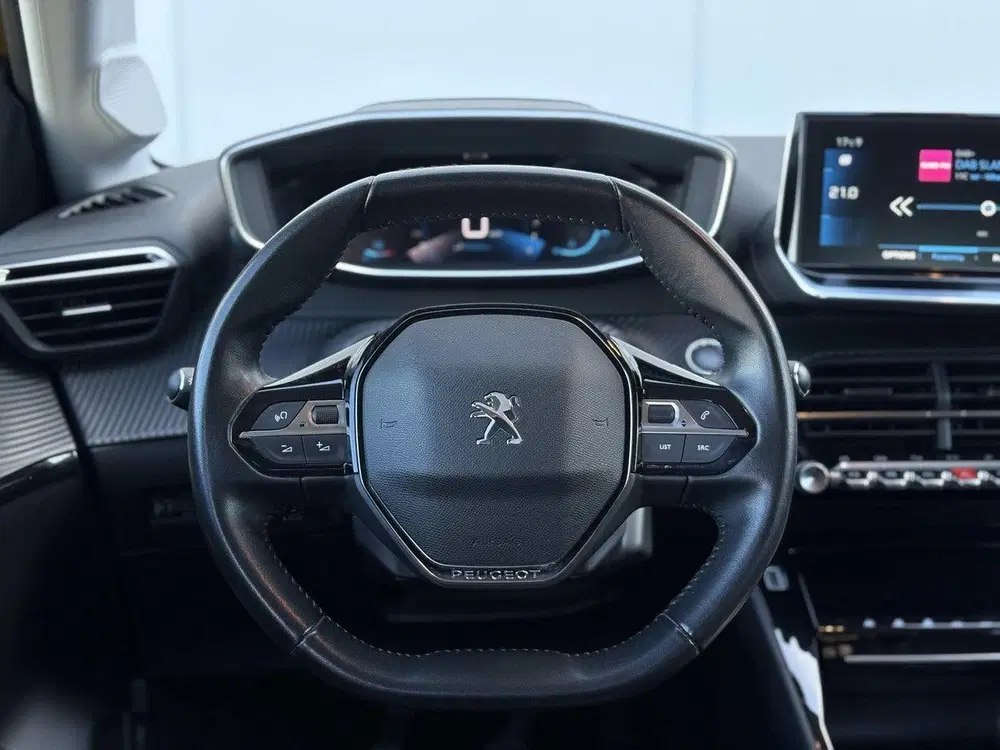 Peugeot 208 1.2 PureTech Blue Lease Allure uit 2021, foto 14