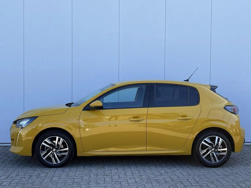 Peugeot 208 1.2 PureTech Blue Lease Allure uit 2021, foto 8