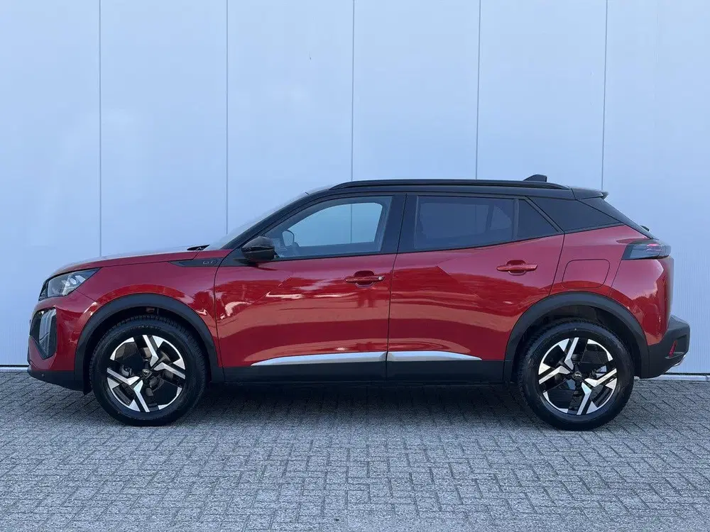 Peugeot 2008 1.2 Hybrid 145 GT uit 2026, foto 8
