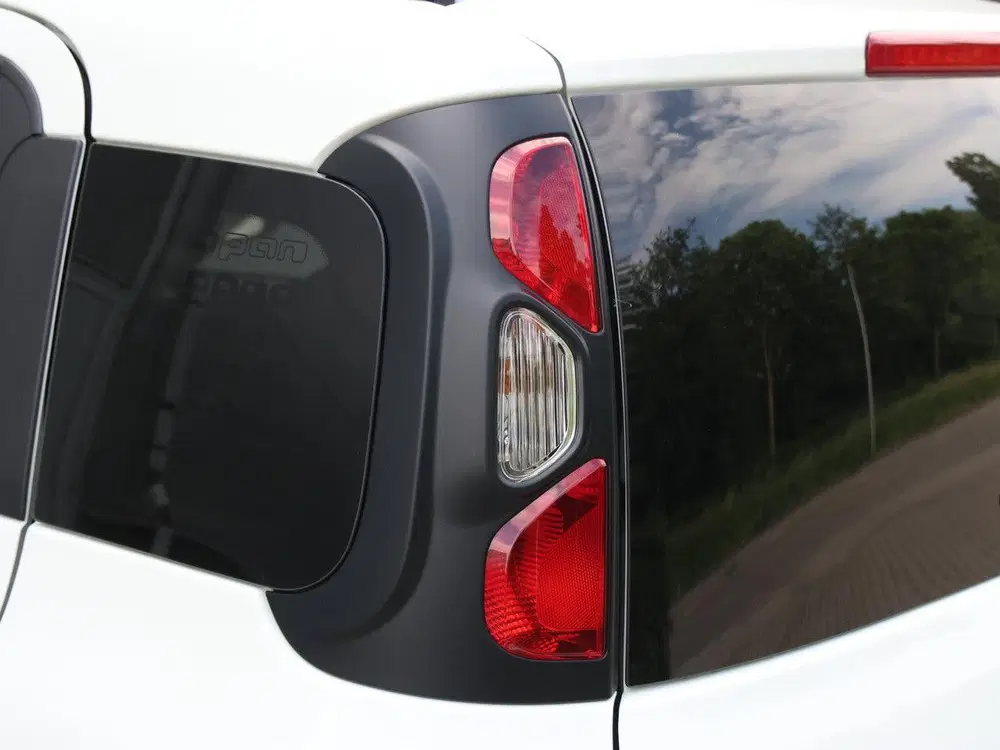 Fiat Panda 1.0 Hybrid Pandina uit 2025, foto 18
