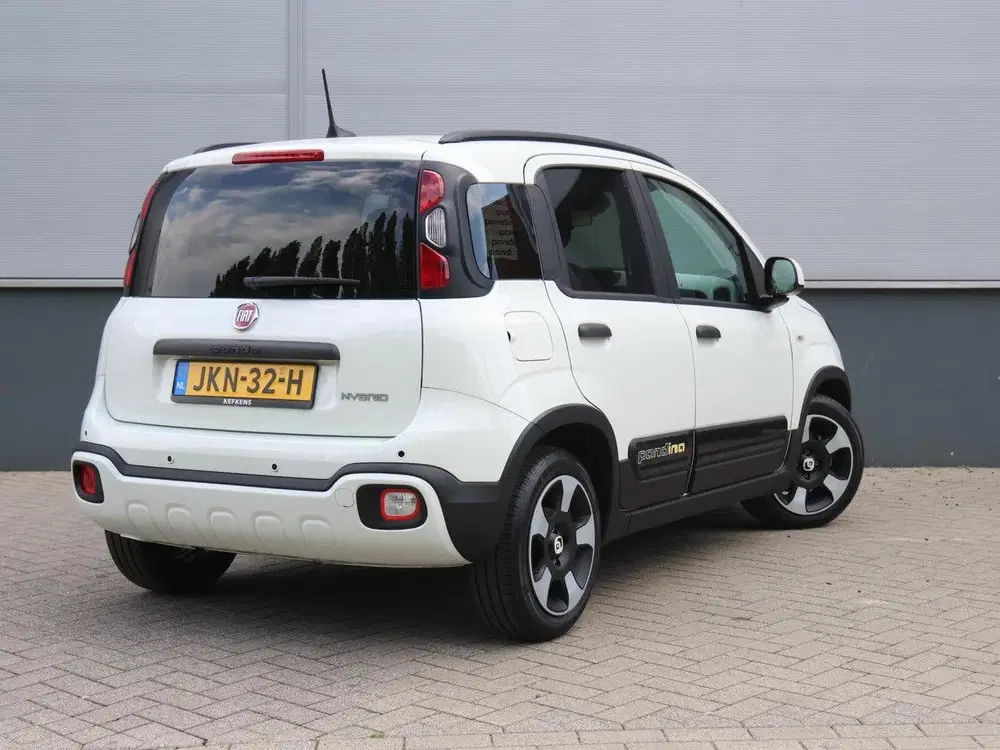 Fiat Panda 1.0 Hybrid Pandina uit 2025, foto 3